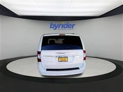 2015 Chrysler Town & Country Touring-L