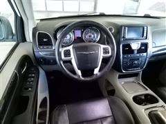 2015 Chrysler Town & Country Touring-L