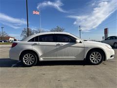 2014 Chrysler 200 LX