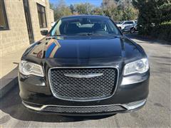 2015 Chrysler 300 Limited