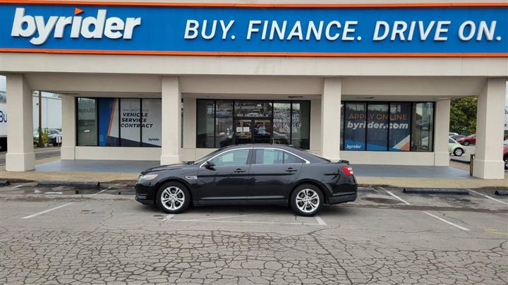 2014 Ford Taurus SEL