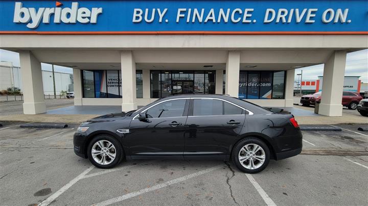 2015 Ford Taurus SEL