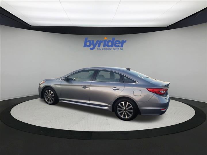 2016 Hyundai Sonata null photo 3