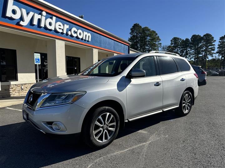 2013 Nissan Pathfinder SV