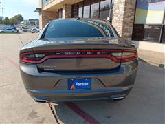 2017 Dodge Charger SE