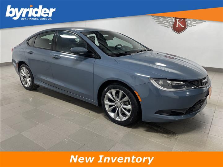 2015 Chrysler 200 S