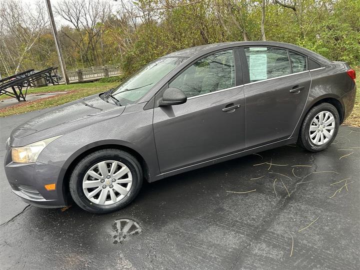 2011 Chevrolet Cruze LS