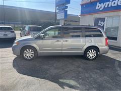 2014 Chrysler Town and Country Touring