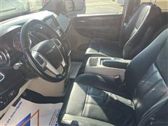 2014 Chrysler Town and Country Touring