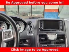 2012 Chrysler Town and Country Touring-L