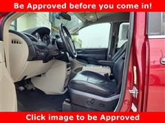 2012 Chrysler Town and Country Touring-L