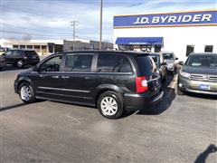 2016 Chrysler Town and Country Touring