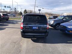 2016 Chrysler Town and Country Touring