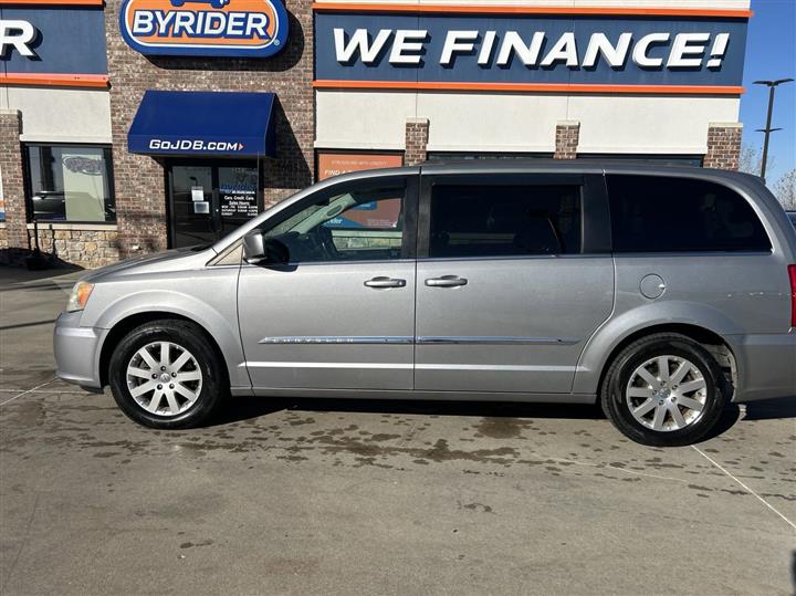 2014 Chrysler Town and Country Touring