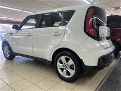 2017 Kia Soul Base