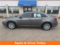 2013 Chrysler 200 Touring