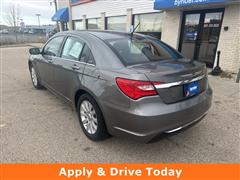 2013 Chrysler 200 Touring