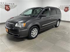 2015 Chrysler Town and Country Touring