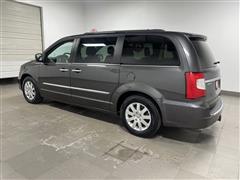 2015 Chrysler Town and Country Touring