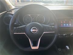 2022 Nissan Kicks S