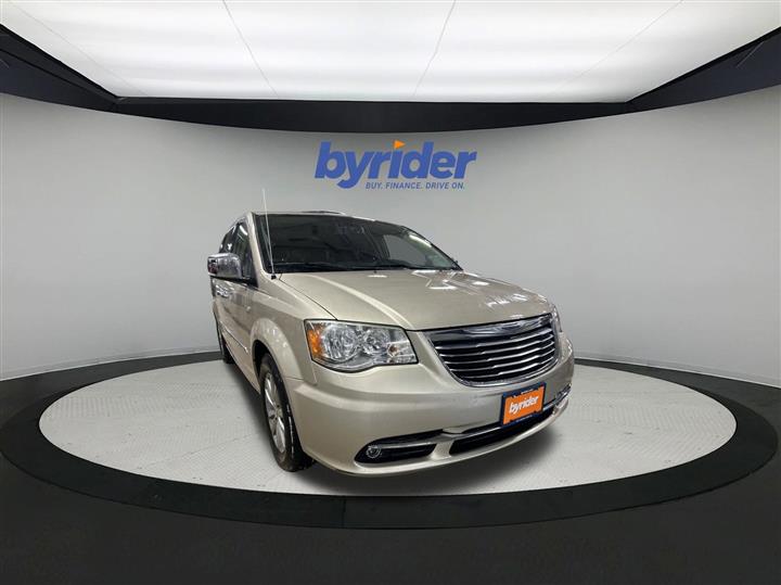 2014 Chrysler Town & Country 