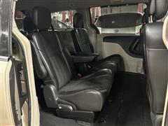 2014 Chrysler Town & Country