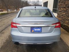 2014 Chrysler 200 Limited