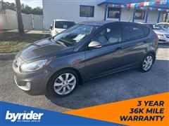 2013 Hyundai Accent SE