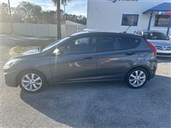 2013 Hyundai Accent SE