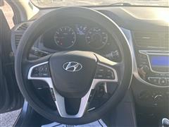 2013 Hyundai Accent SE