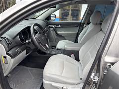 2013 Kia Sorento LX