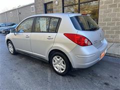 2010 Nissan Versa 1.8 S