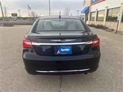 2012 Chrysler 200 Limited