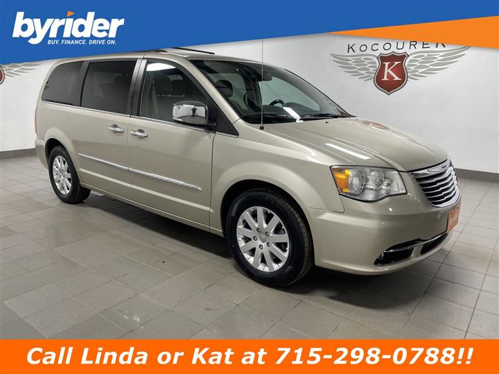 2012 Chrysler Town and Country Touring-L