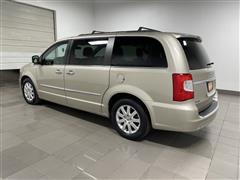 2012 Chrysler Town and Country Touring-L