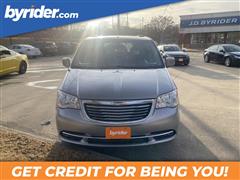 2016 Chrysler Town and Country Touring