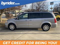 2016 Chrysler Town and Country Touring