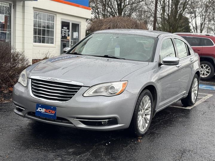 2013 Chrysler 200 Limited