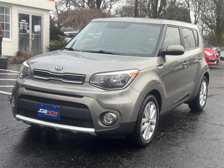 2017 Kia Soul +