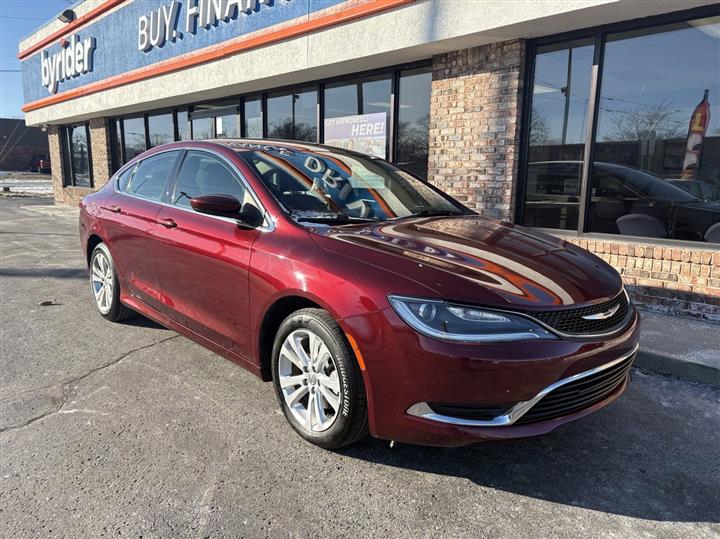 2015 Chrysler 200 Limited