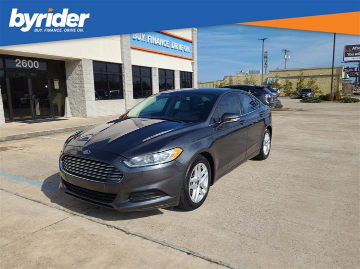 2015 Ford Fusion SE