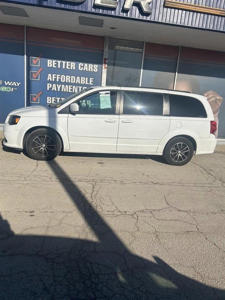 2016 Dodge Grand Caravan R/T