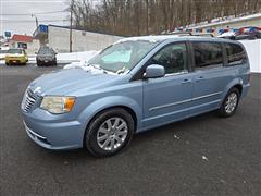 2013 Chrysler Town and Country Touring