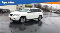 2016 Nissan Pathfinder SV