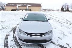 2015 Chrysler 200 LX