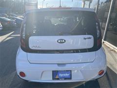 2017 Kia Soul +