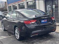 2016 Chrysler 200 S