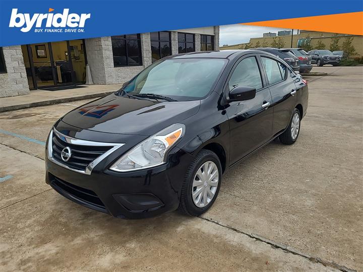 2017 Nissan Versa Sedan SV