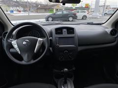 2019 Nissan Versa Sedan S Plus