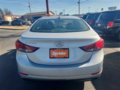 2015 Hyundai Elantra SE